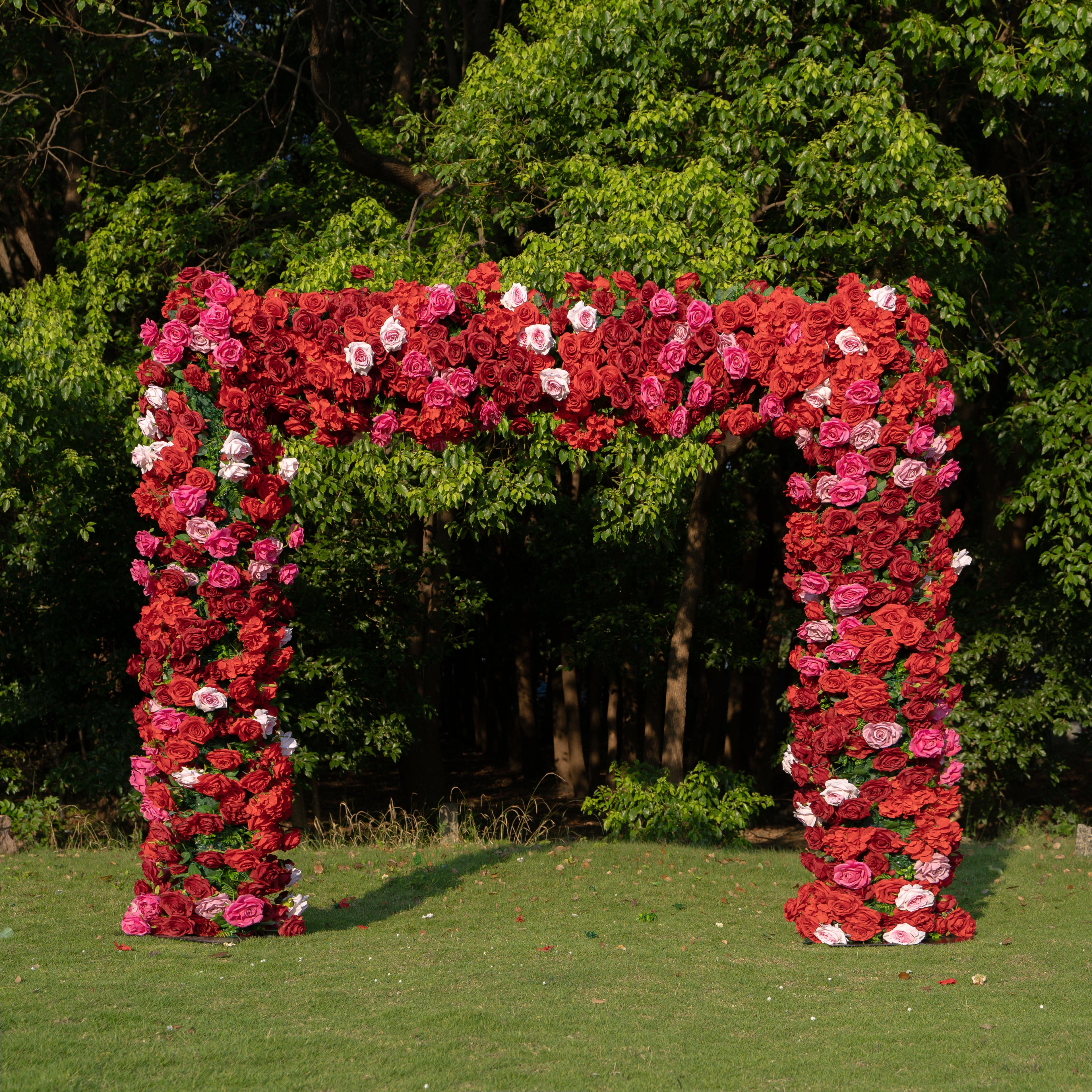 Avery：Wedding Party Background Flower Arch Decoration（Not Including Frame)