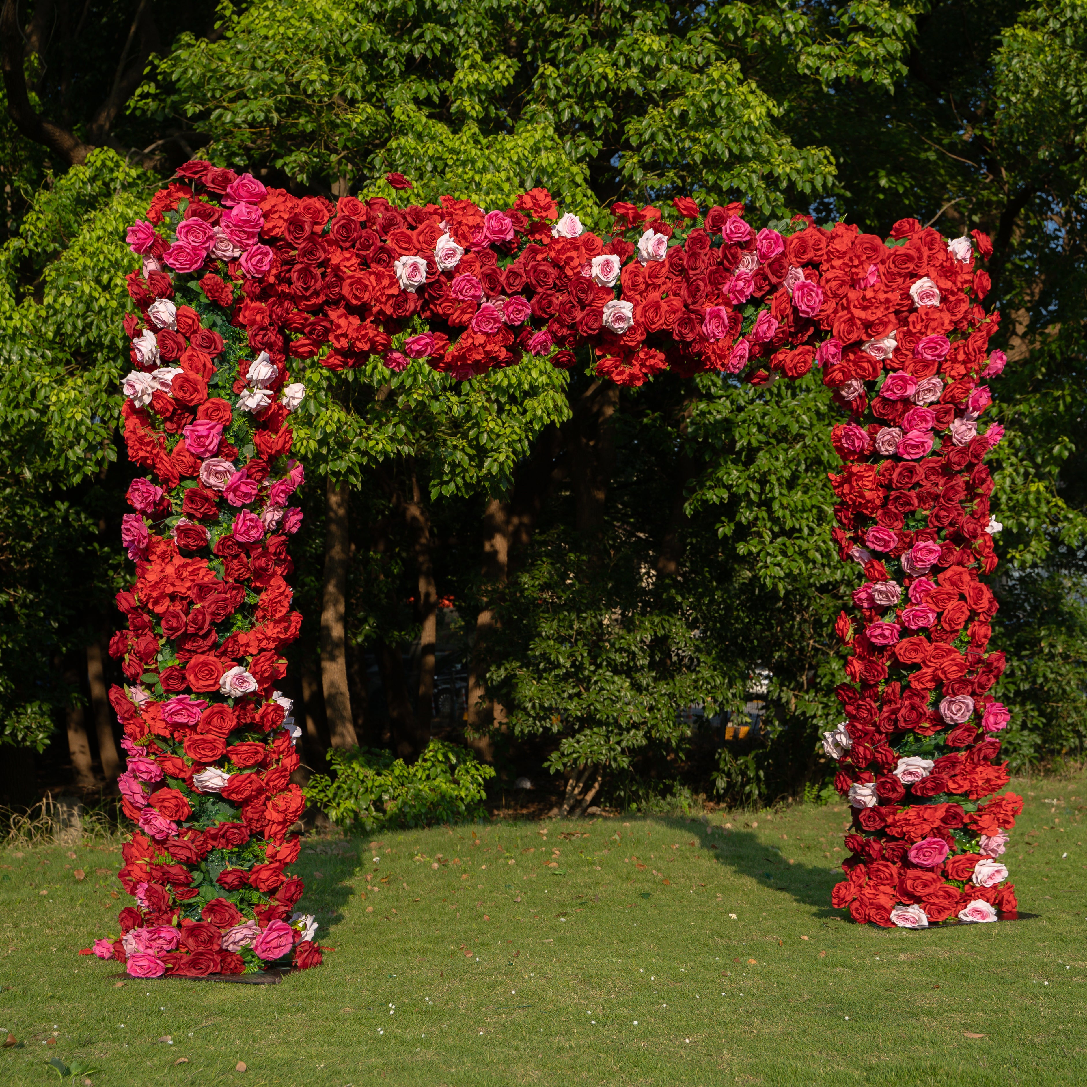 Avery：Wedding Party Background Flower Arch Decoration（Not Including Frame)