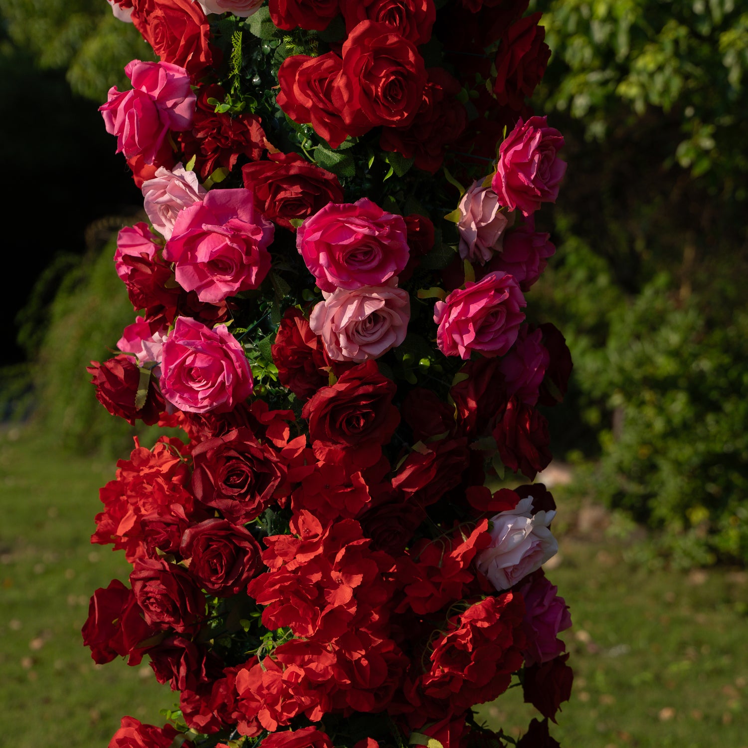 Avery：Wedding Party Background Flower Arch Decoration（Not Including Frame)