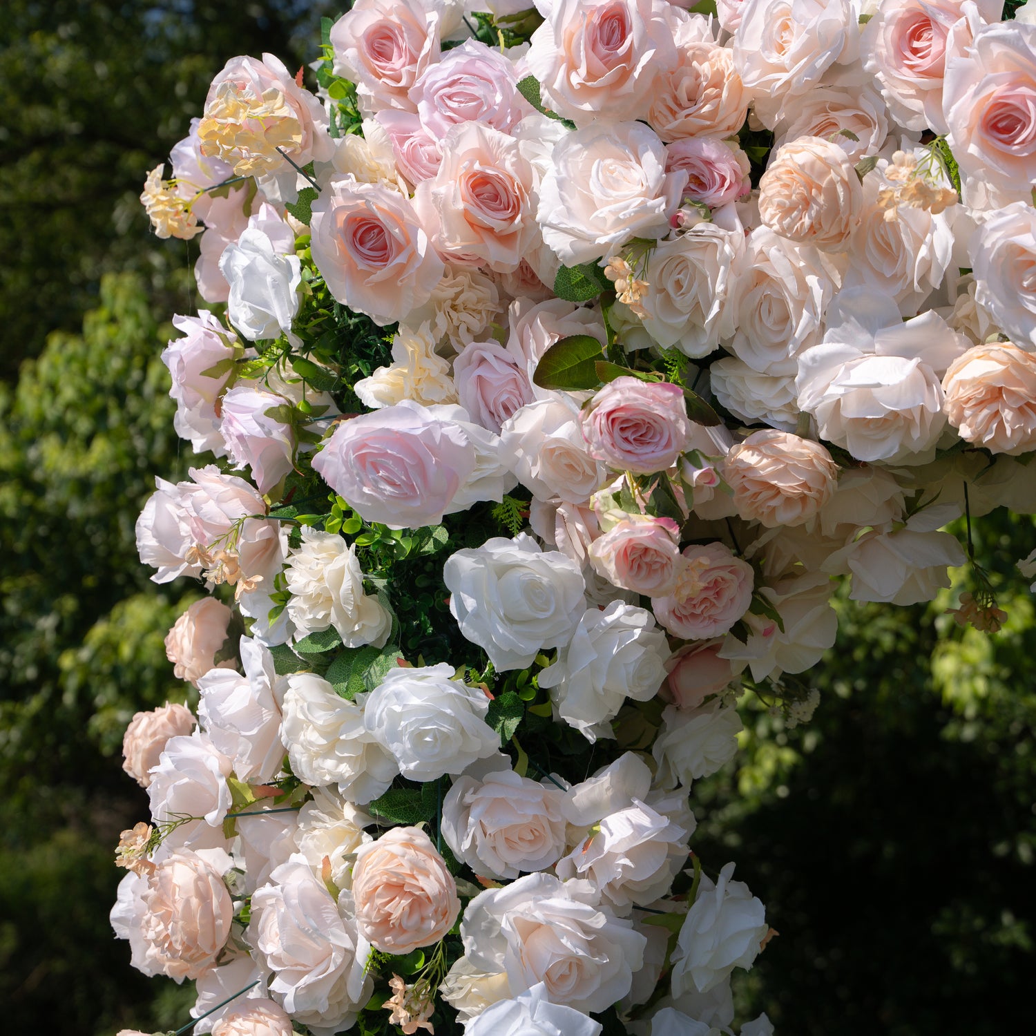 Lara：Wedding Party Background Flower Arch Decoration（Not Including Frame)