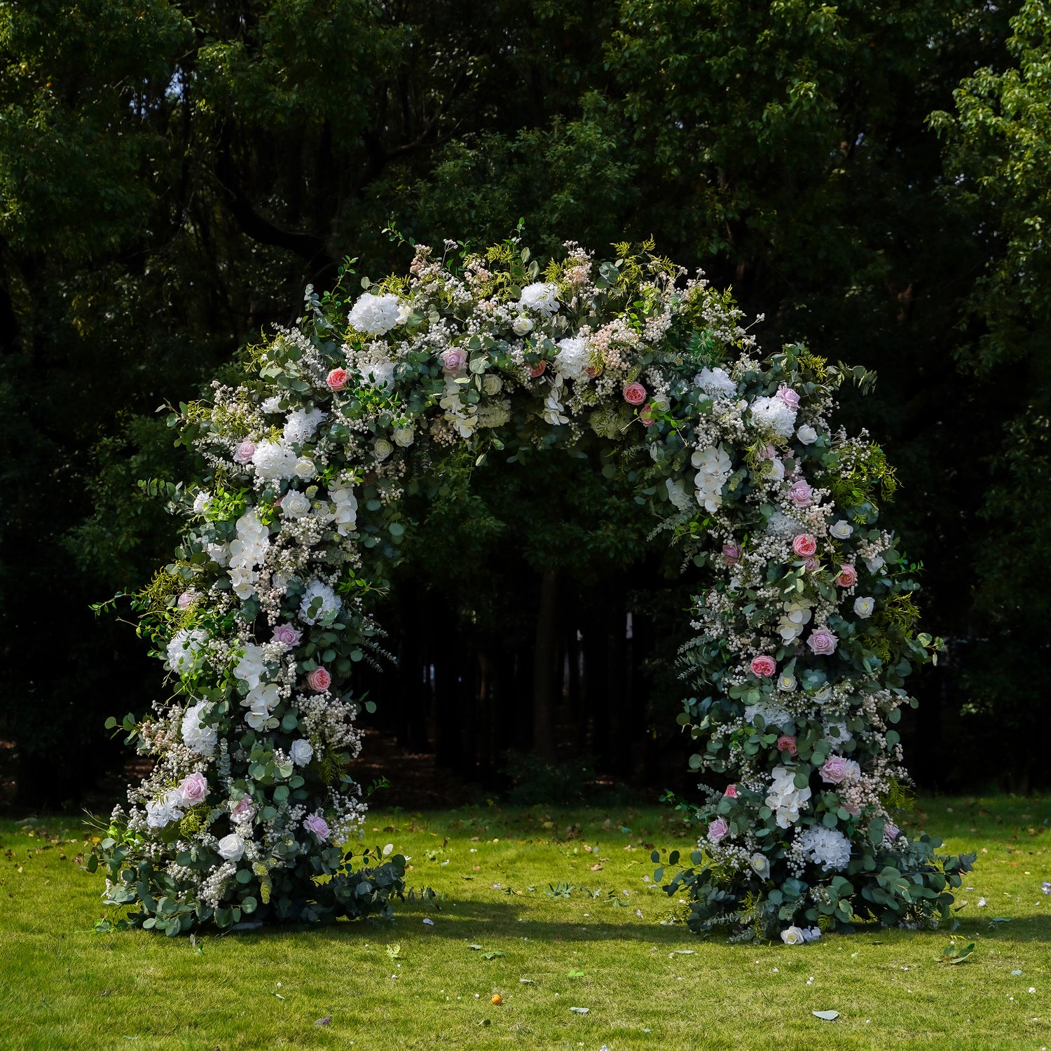 Jean：Wedding Party Background Floral Arch Decoration