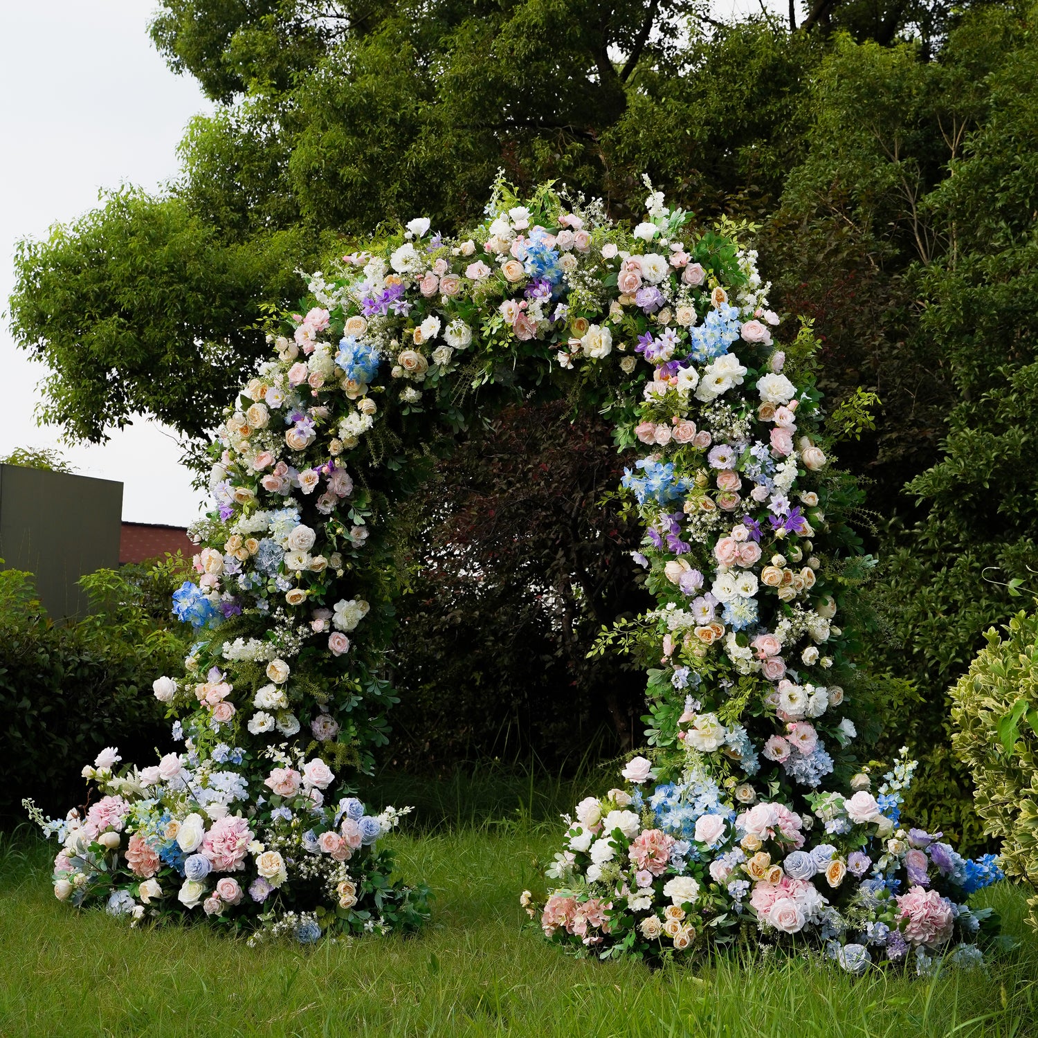 Audrey：Wedding Party Background Floral Arch Decoration