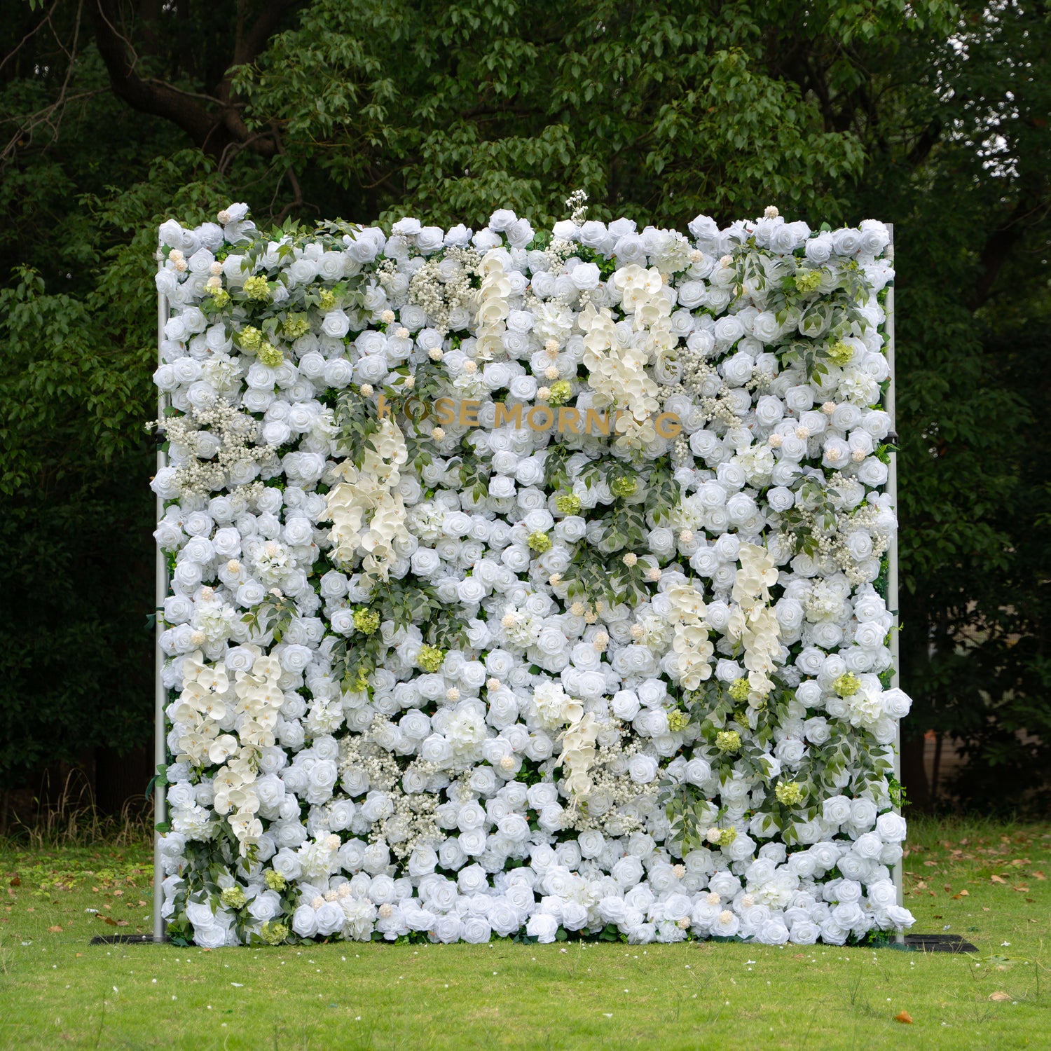 Bianca：5D Fabric Artificial rolling up curtain flower wall