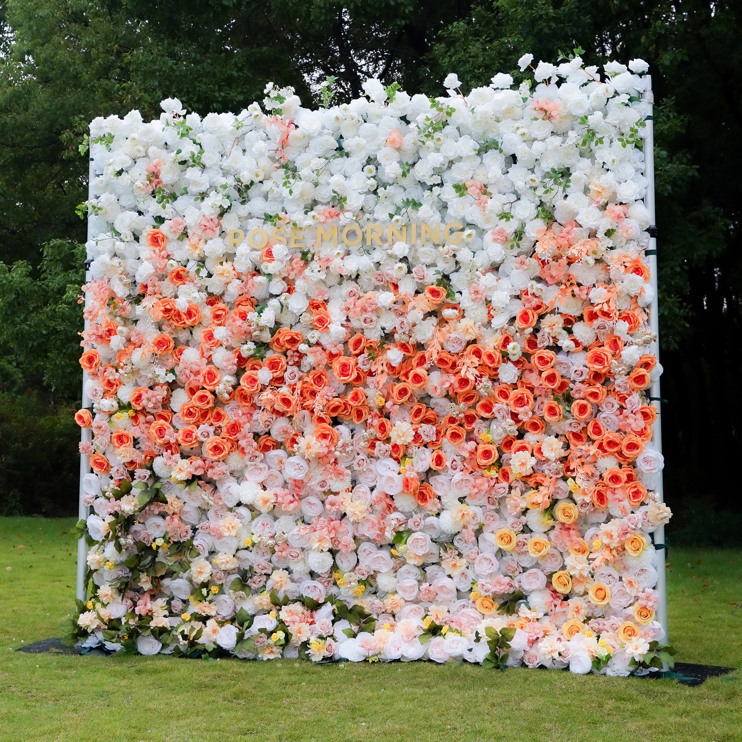 Clara：5D Fabric Artificial Rolling up Curtain Flower Wall