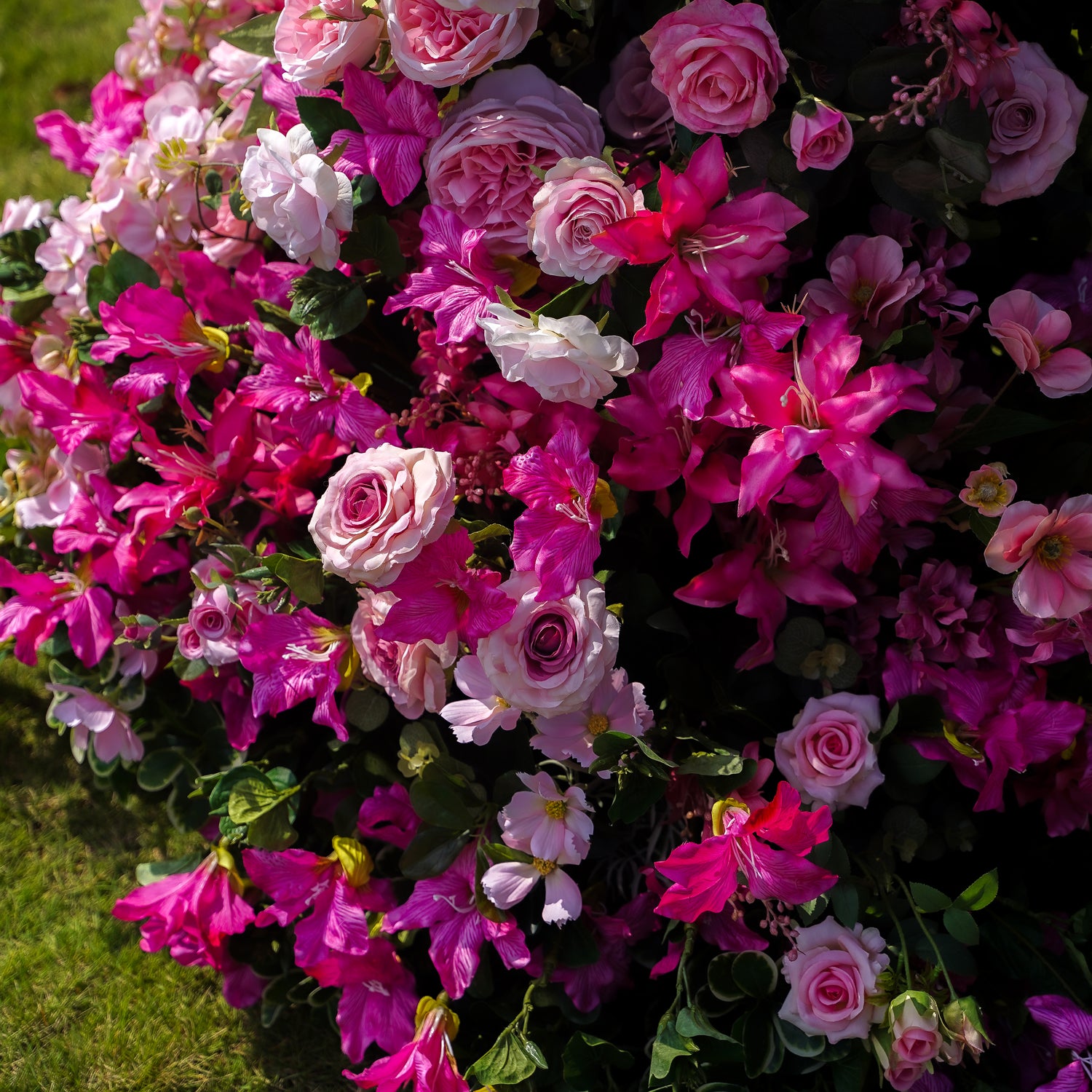 Dora：Wedding Party Background Floral Arch Decoration