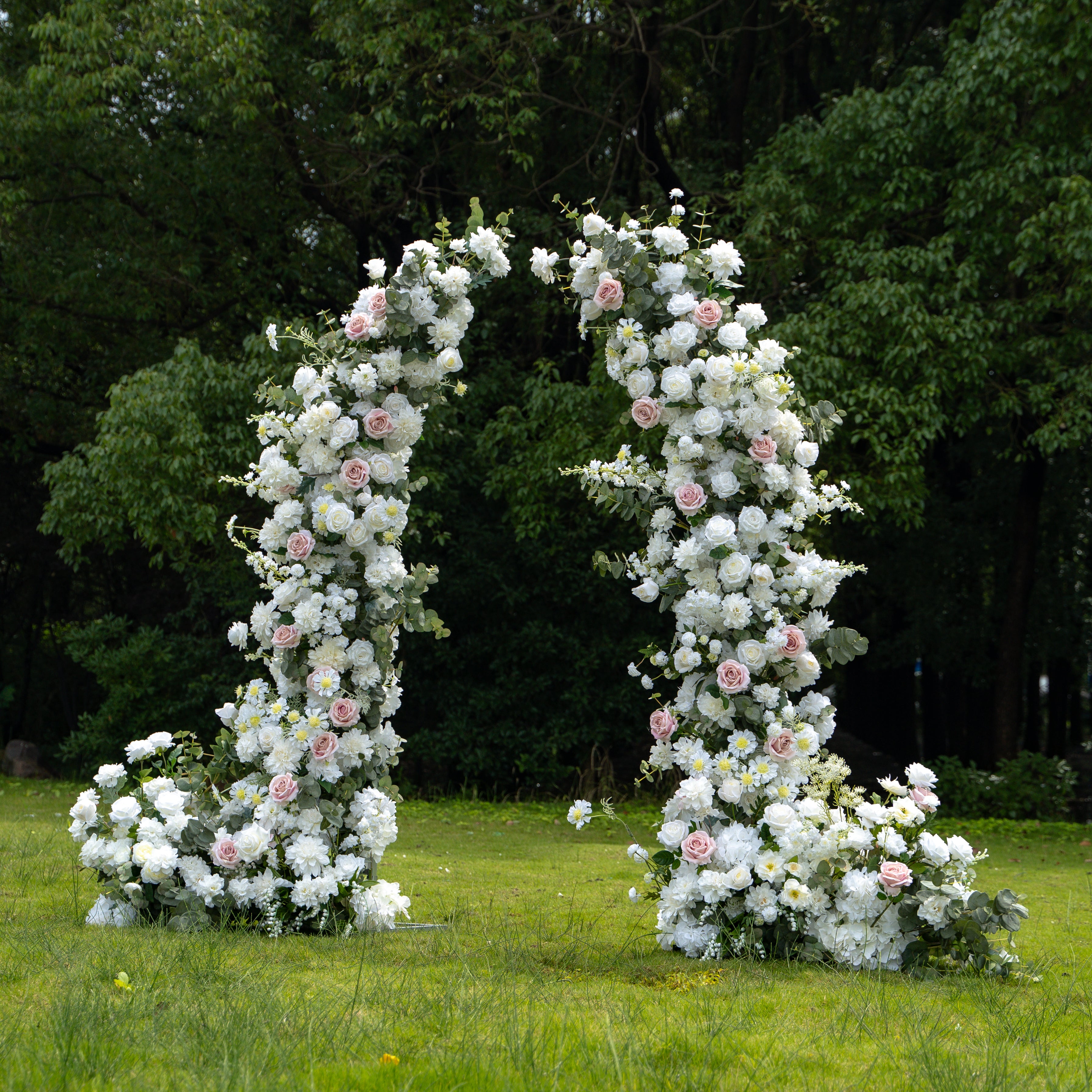 Jo：Wedding Party Background Floral Arch Decoration