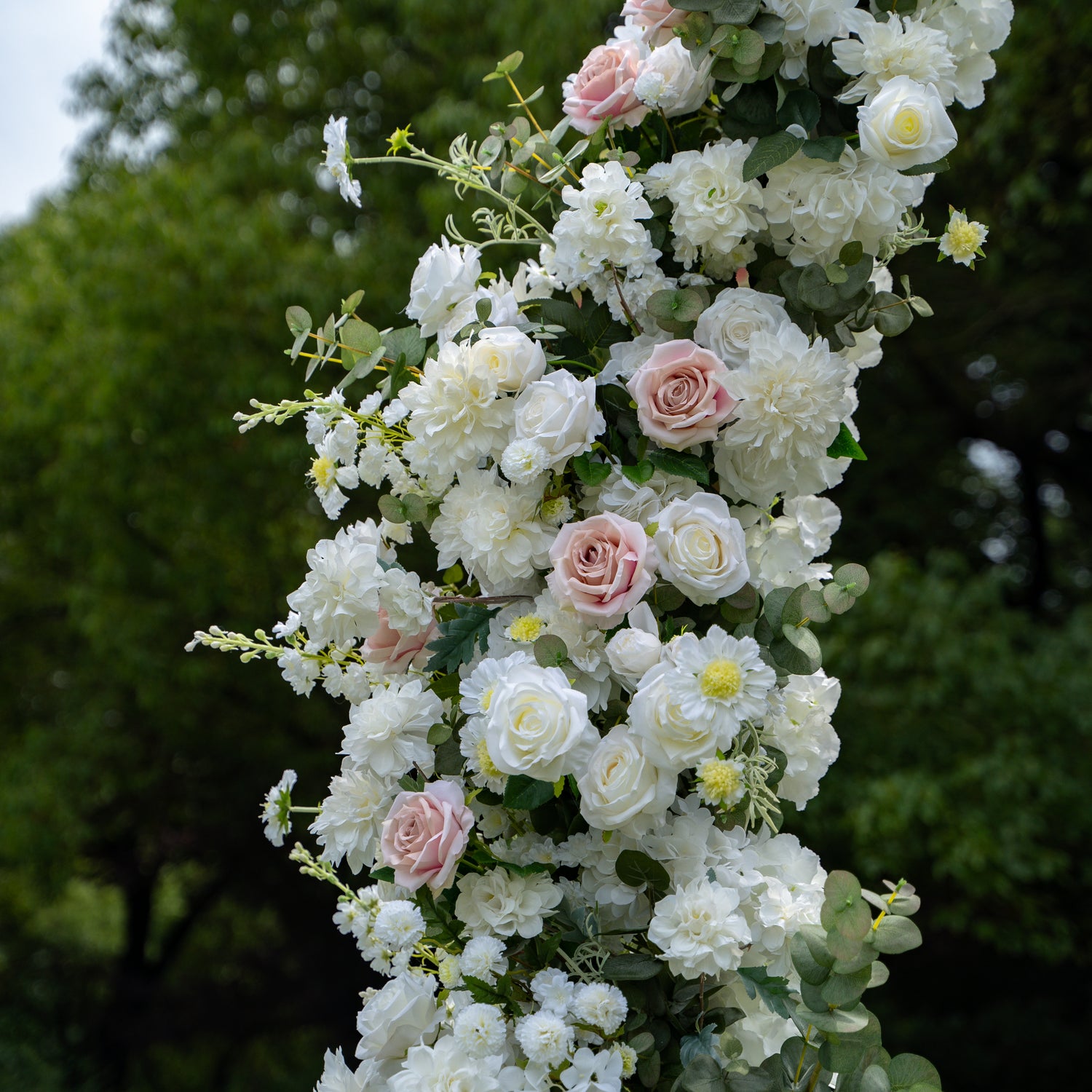 Jo：Wedding Party Background Floral Arch Decoration