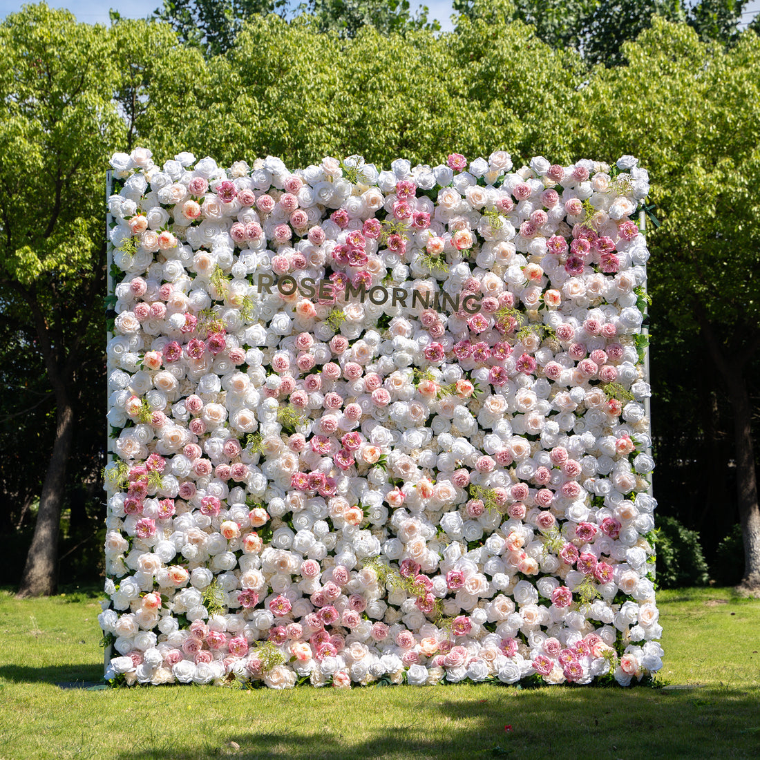 Jules：5D Fabric Artificial rolling up curtain flower wall