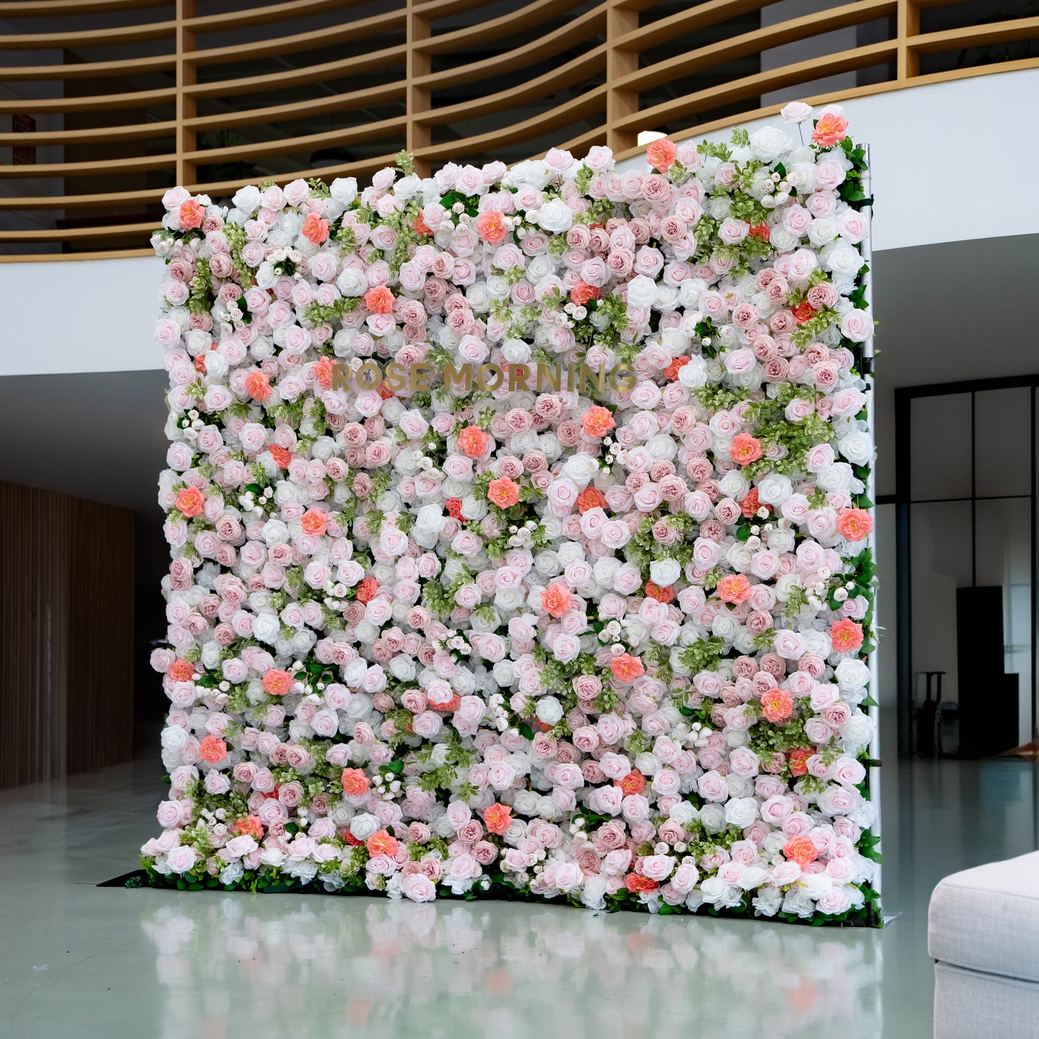 Kaisley：5D Fabric Artificial rolling up curtain flower wall