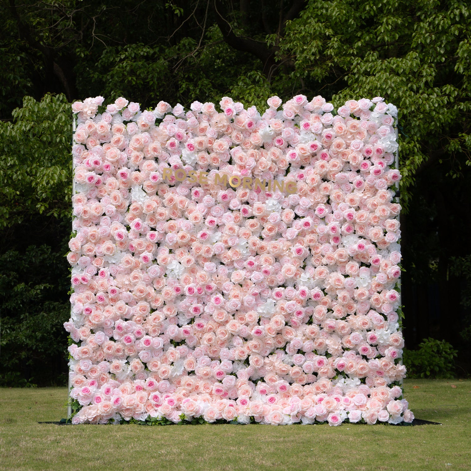 Natalia：5D Fabric Artificial rolling up curtain flower wall