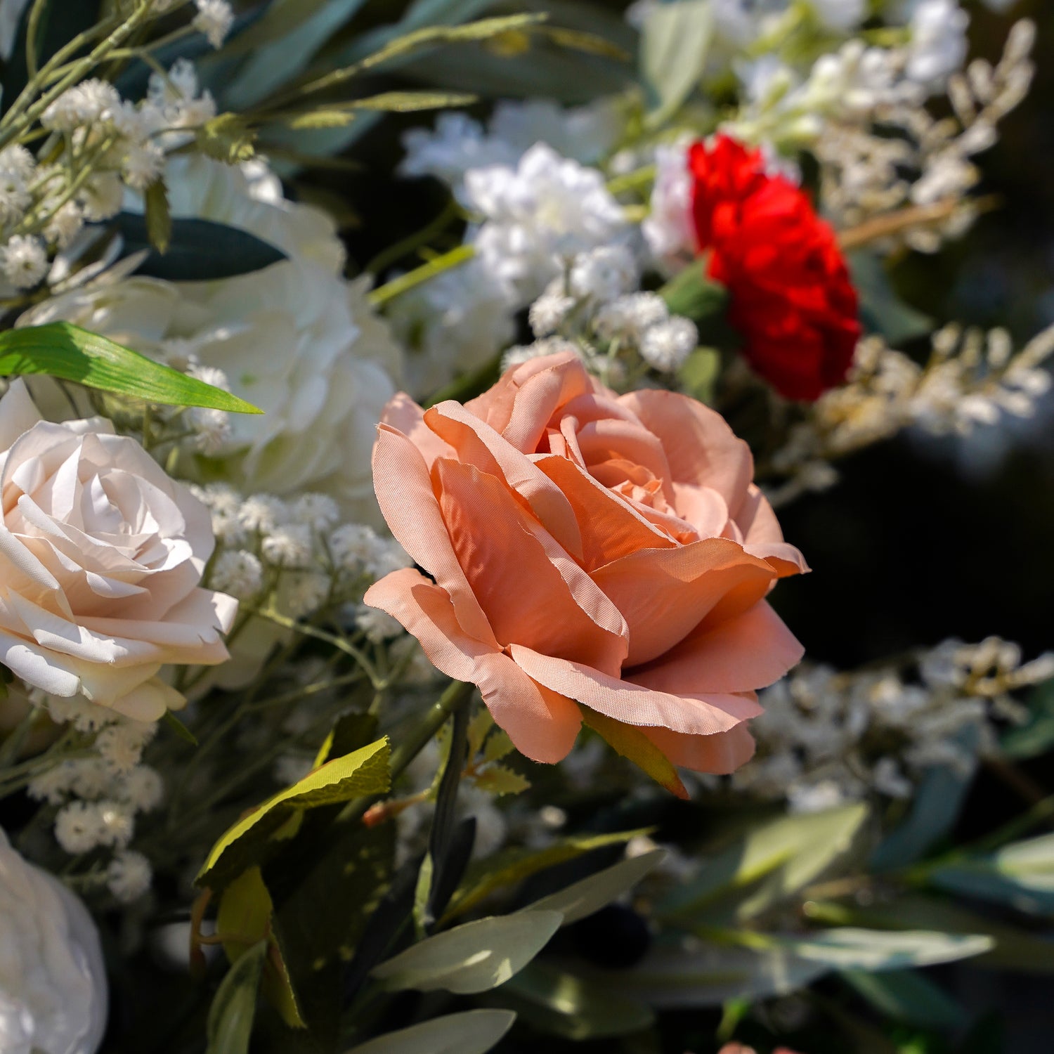 Yvonne：Wedding Party Background Floral Arch Decoration